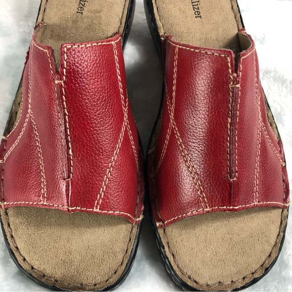 NATURALIZER RED PEBBLE LEATHER CADELL SANDALS/SLIDES SIZE 8 1/2 /8•5 - Picture 3 of 10